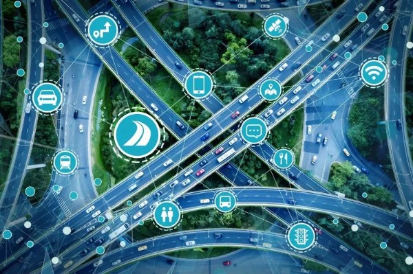 Bakan Uraloğlu Duyurdu! 5G’li Akıllı Yolda Testler Başlıyor